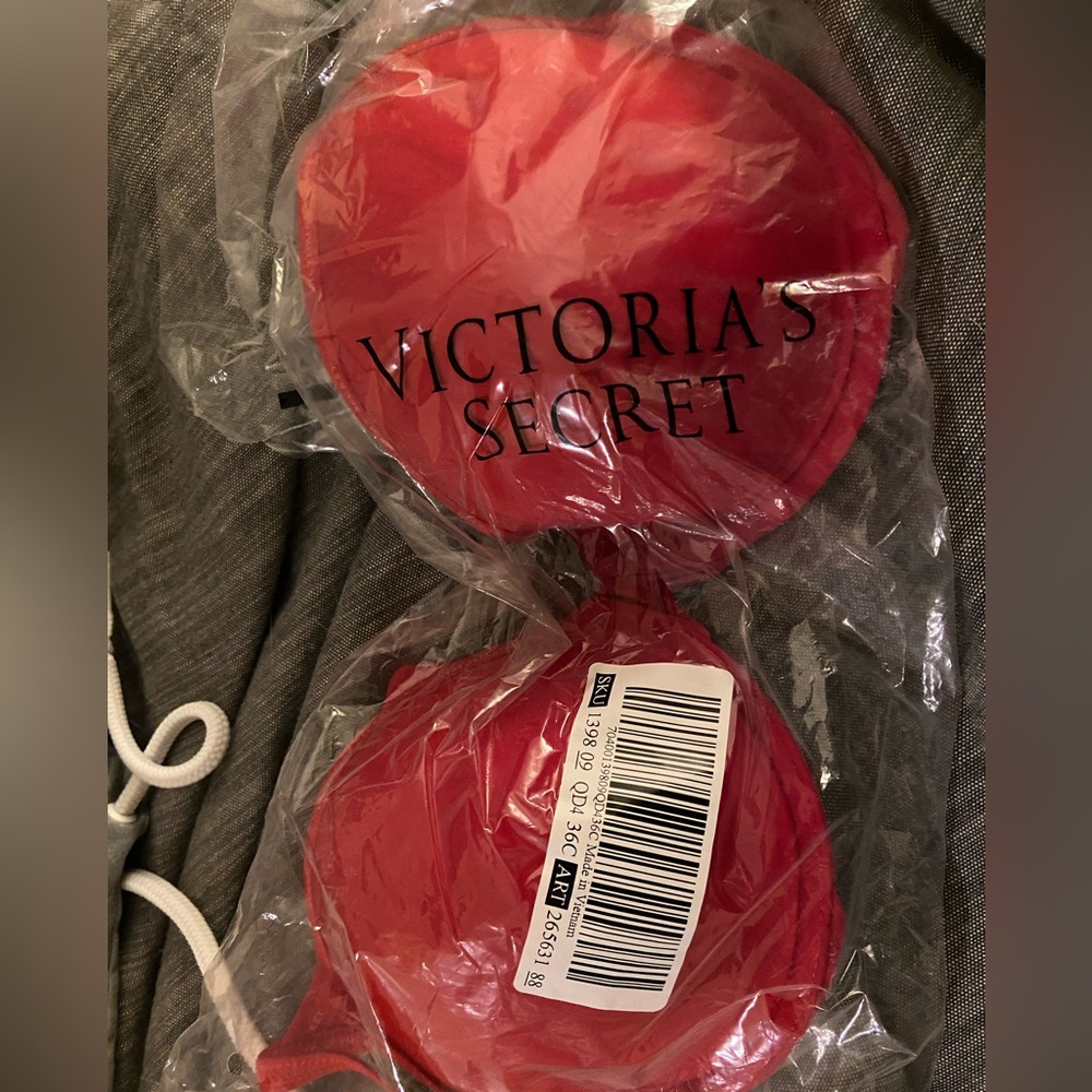 Victoria secret bra
